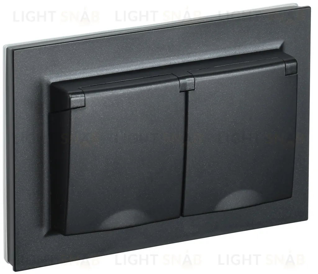 Розетка двойная с заземлением со шторками и крышкой в сборе с рамкой IP44 IEK Brite, 16A/250В, черный BR-R26-16-44-K02-F BR-R26-16-44-K02-F