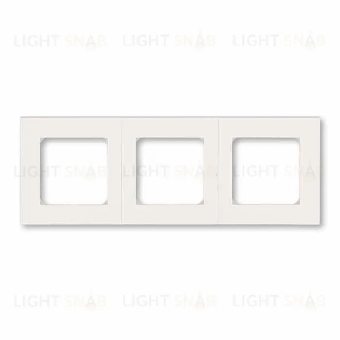 Рамка тройная ABB Levit жемчуг-ледяной 2CHH015030A6068 2CHH015030A6068