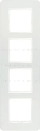 Рамка четверная Berker Q.7 полярная белизна, пластик 10146189 10146189