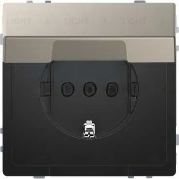 Розетка с заземлением с защитными шторками и крышкой Merten D-life 16А/250В, безвинтовые зажимы, никель металл MTN2310-6050 MTN2310-6050