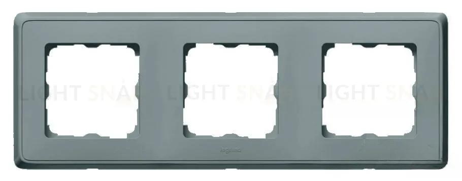 Рамка тройная Legrand Cariva жемчужно-серый 773693 773693