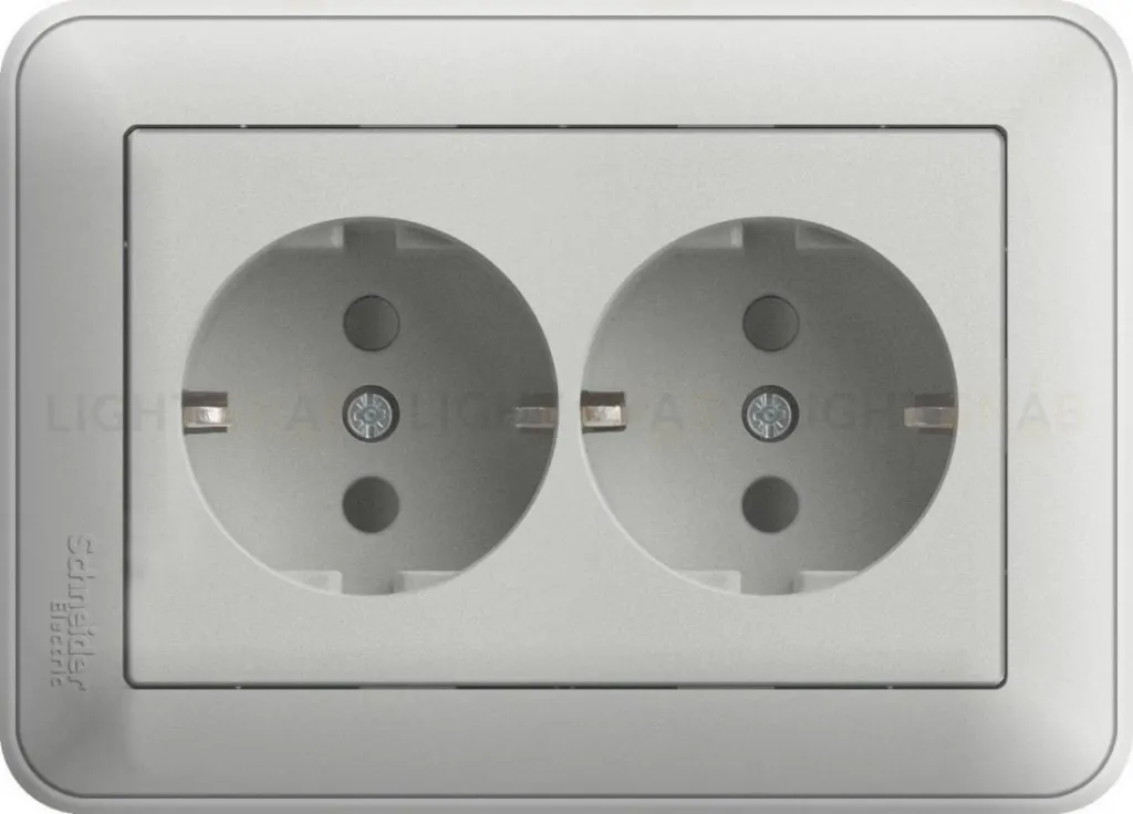 Розетка двойная заземлением со шторками в сборе с рамкой Schneider Electric W59 16А/250В, матовый хром RS16-255-58 RS16-255-58
