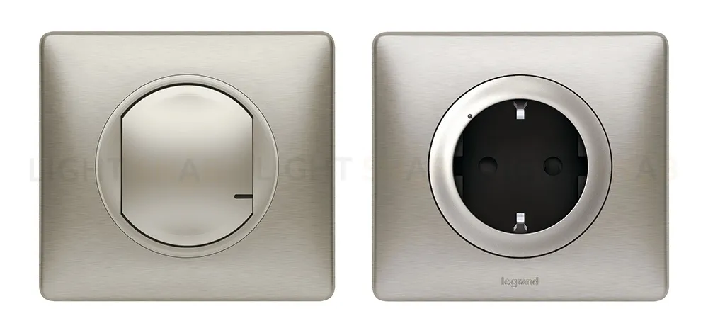 Готовый комплект Розетка с беспроводным выключателем Legrand Celiane титан 67642 67642