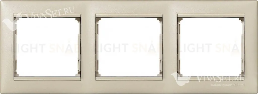 Рамка тройная Legrand Valena жемчужный 770473 770473