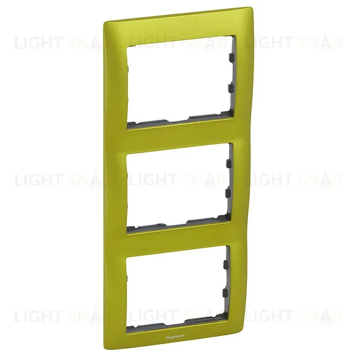 Рамка тройная для вертикального монтажа Legrand Galea Life зеленый металл 771927 771927