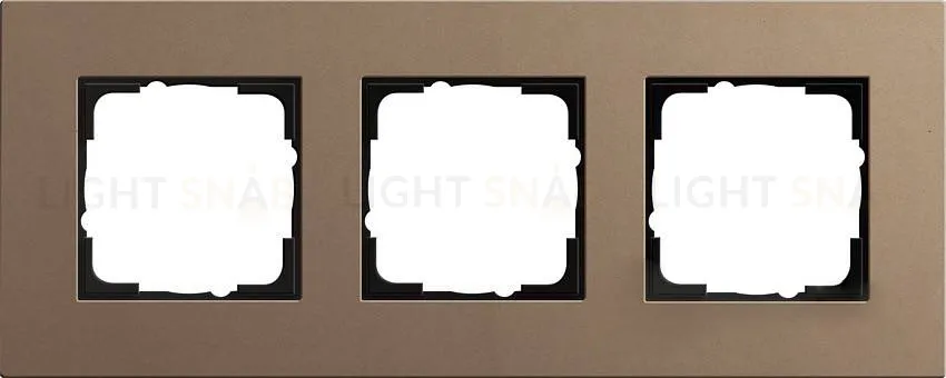 Рамка трехместная Gira Linoleum-Multiplex, светло-коричневый 0213221 0213221