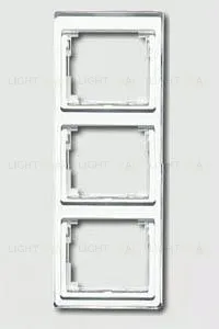 Рамка тройная для вертикального монтажа Jung SL 500, белое стекло sl583ww sl583ww