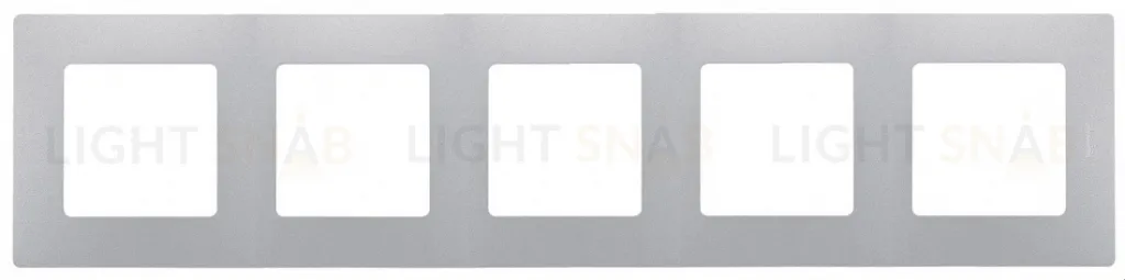Пятиместная рамка Legrand Etika алюминий 672555 672555