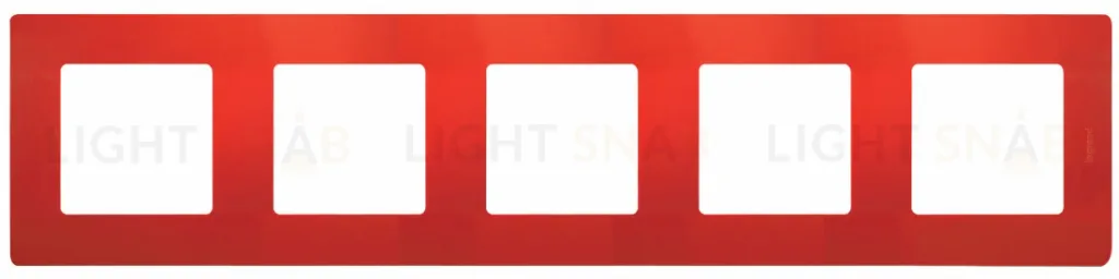 Пятиместная рамка Legrand Etika красная 672535 672535