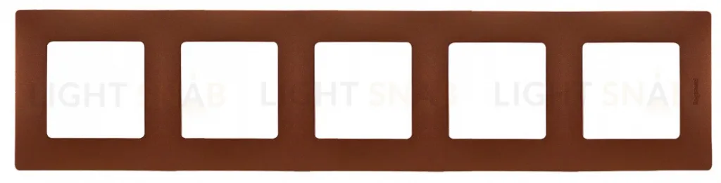 Пятиместная рамка Legrand Etika какао 672575 672575