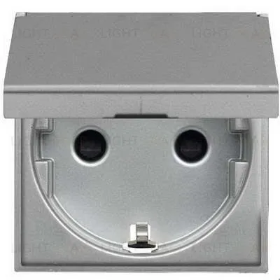 Розетка с заземлением с крышкой и защитными шторками ABB Niessen Zenit 16А (серебристый) 2CLA228810N1301 2CLA228810N1301