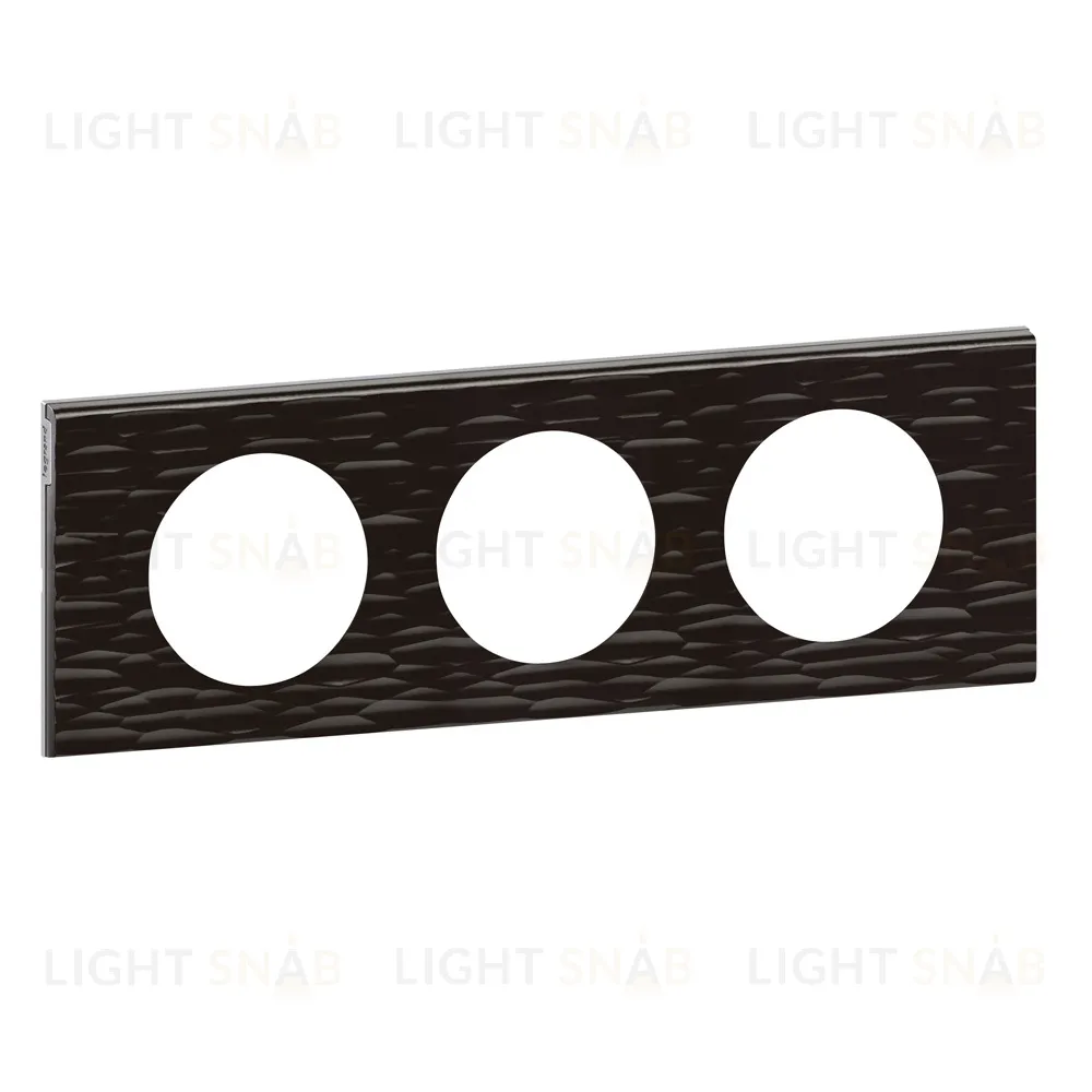 Рамка трехместная Legrand Celiane Corian черный рифленый 69023 69023