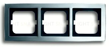 Рамка тройная ABB Solo матовый хром 1754-0-4540 1754-0-4540