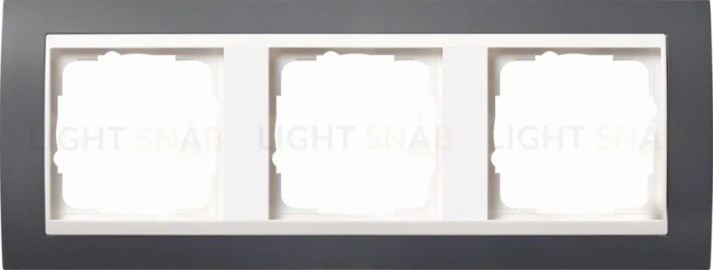 Рамка тройная Gira Event черный/глянцевый белый 0213328 0213328