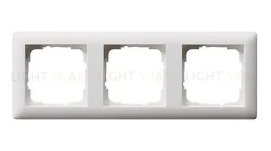 Рамка тройная Gira Standart 55 белый матовый 021304 021304