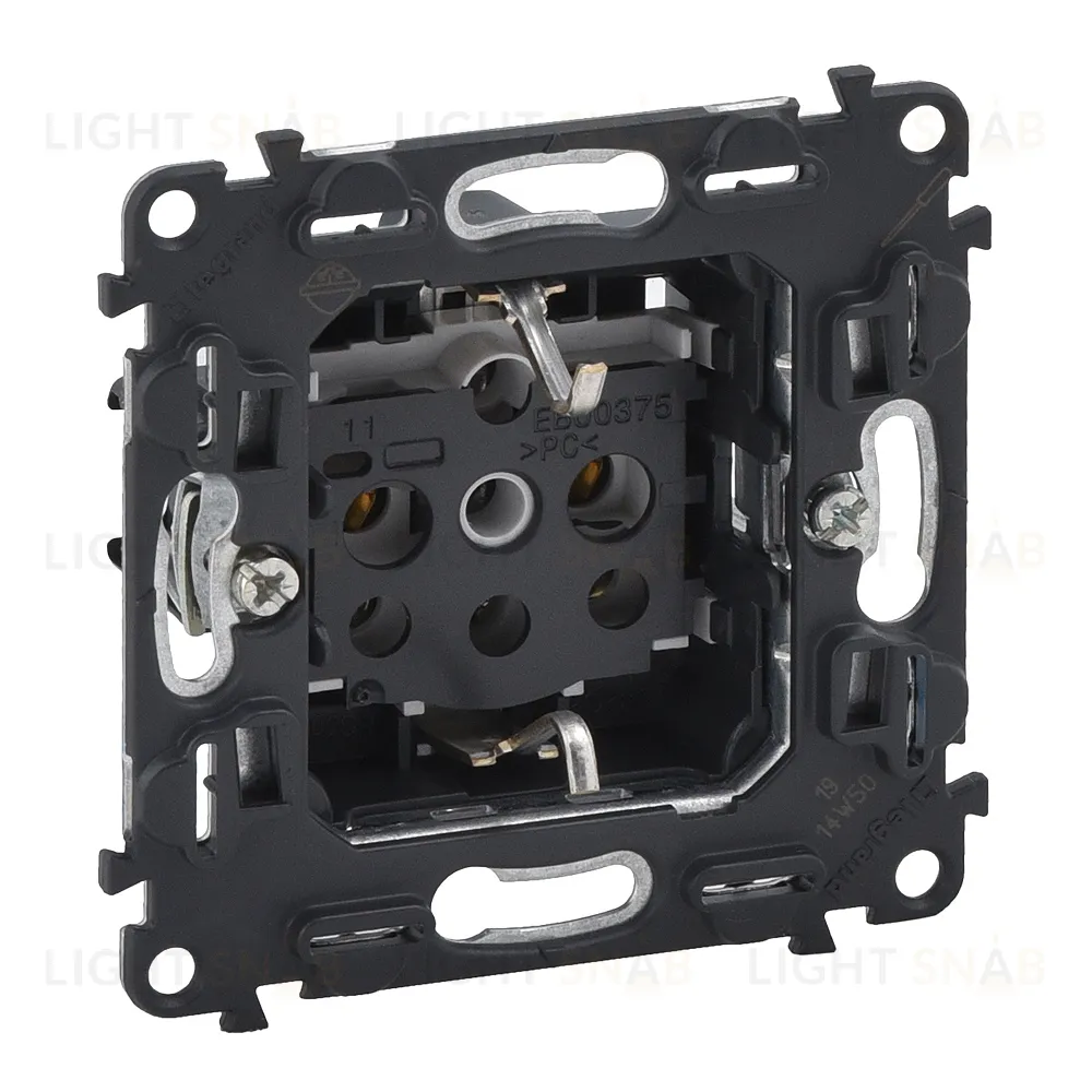 Valena IN'MATIC. Механизм силовой розетки с заземлением 16А 250В. Винтовые зажимы. 753025 753025