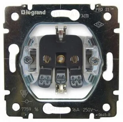 Legrand PRO 21 Мех Розетка с/з, винт клеммы 775921 775921