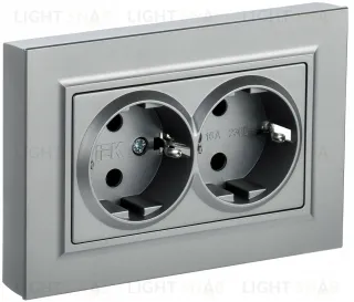 Розетка двойная с заземлением в сборе с рамкой IEK Brite, 16A/250В, алюминий BR-R21-16-K47-F BR-R21-16-K47-F