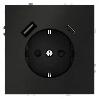 Розетка с заземлением, шторками и 2USB A+С, (5, 9, 12В/3А) Voltum S70 16А, черный матовый VLS040508 VLS040508