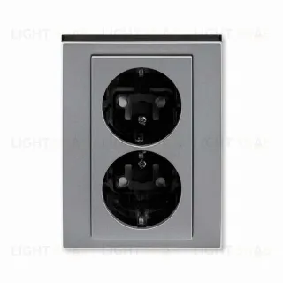 Розетка двойная с рамкой с заземлением и шторками ABB Levit, сталь-дымчатый чёрный 2CHH223457C6069 2CHH223457C6069