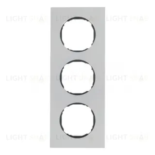 Рамка тройная для установки заподлицо Berker R.8 нержавеющая сталь 10132614 10132614