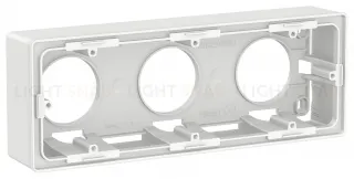 Трехместная коробка для накладного монтажа Schneider Electric Unica Studio, белый NU800618 NU800618