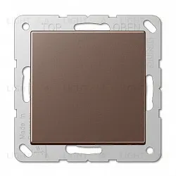 Розетка с заземлением с откидной крышкой и уплотнительной мембраной IP44 Jung 16А/250В 551wu+A1520BFKLMO 551wu + A1520BFKLMO