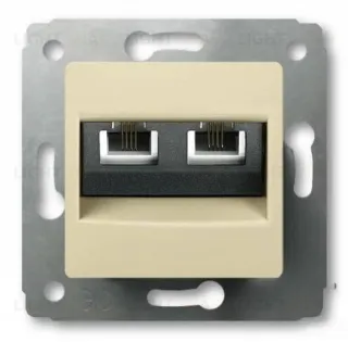 Розетка компьютерная двойная RJ 45 UTP Кат.6 Legrand Cariva белый 773642 773642