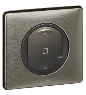 Умный проводной выключатель рольставней Legrand Netatmo Celiane 500ВА/230В графит 64896 64896