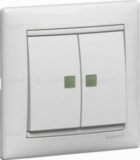 Выключатель двухклавишный проходной с подсветкой Legrand Valena (с 2-х мест) 10А/250В белый глянец 774212 774212