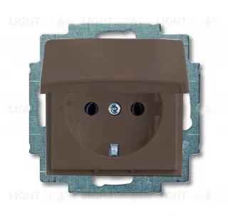 Розетка с заземлением с крышкой с безвинтовыми зажимами ABB Basic 55, шато-черный 2CKA002018A1499 2CKA002018A1499