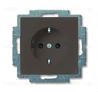 Розетка с заземлением с безвинтовыми зажимами ABB Basic 55, шато-черный 2CKA002011A6142 2CKA002011A6142