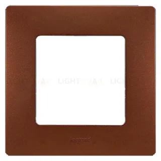 Одноместная рамка Legrand Etika какао 672571 672571