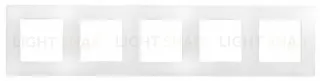 Пятиместная рамка Legrand Etika белая 672505 672505