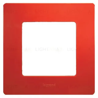 Одноместная рамка Legrand Etika красная 672531 672531