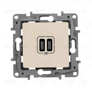 Розетка USB двойная для зарядки 3.0А тип-C+C 5V/3000мА Legrand Etika белый 672235 672235