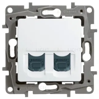 Розетка компьютерная 2-ая RJ45, категория 5е UTP Legrand Etika (белая) 672255 672255
