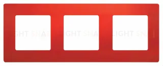 Трехместная рамка Legrand Etika красная 672533 672533
