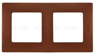 Двухместная рамка Legrand Etika какао 672572 672572