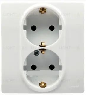 Розетка двойная электрическая Legrand Etika с заземлением без шторок, винтовые клеммы (белая) 672223 672223