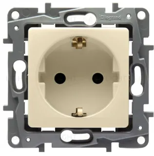 Розетка электрическая Legrand Etika с заземлением, винтовые клеммы (слоновая кость) 672321 672321
