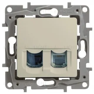 Розетка компьютерная 2-ая RJ45, категория 5е UTP Legrand Etika (слоновая кость) 672355 672355