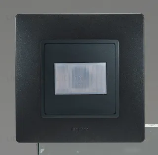 Датчик движения Legran Etika 400Вт без нейтрали (антрацит) 672617 672617