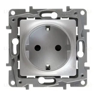 Розетка электрическая Legrand Etika с заземлением со шторками, винтовые клеммы 16А/250В (алюминий) 672422 672422
