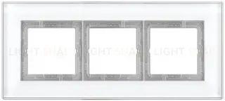 Рамка тройная Jung LS Plus стекло белое LSP983GLWW LSP983GLWW