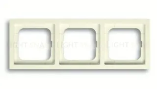 Рамка тройная ABB Future Linear кремовый глянцевый 2CKA001754A4232 2CKA001754A4232