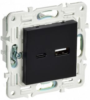 Розетка USB двойная A+C 18Вт IEK Skandy черный SK-U22-018-K02 SK-U22-018-K02