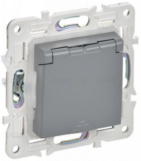 Розетка с заземлением со шторками и крышкой IP44 16А IEK Skandy серый SK-R16-16-44-K03 SK-R16-16-44-K03