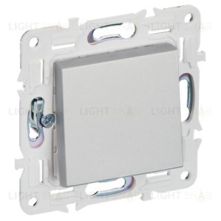 Выключатель 1-клавишный перекрестный 10А IEK Skandy серебряный SK-V13-0-10-K23 SK-V13-0-10-K23