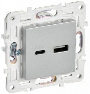 Розетка USB двойная A+A 5В 3,1А IEK Skandy серебряный SK-U21-D31-K23 SK-U21-D31-K23